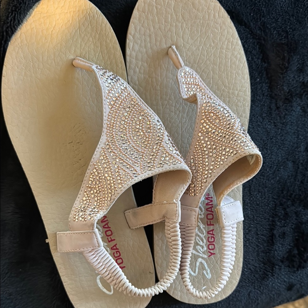 Skechers Cream and White Sandals with Ornate Straps preloved never worn tho